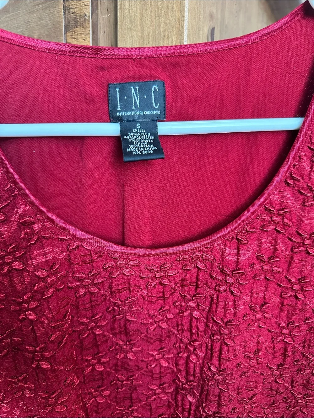 INC International Concepts Red Textured Scoop-Neck Long Sleeve Top